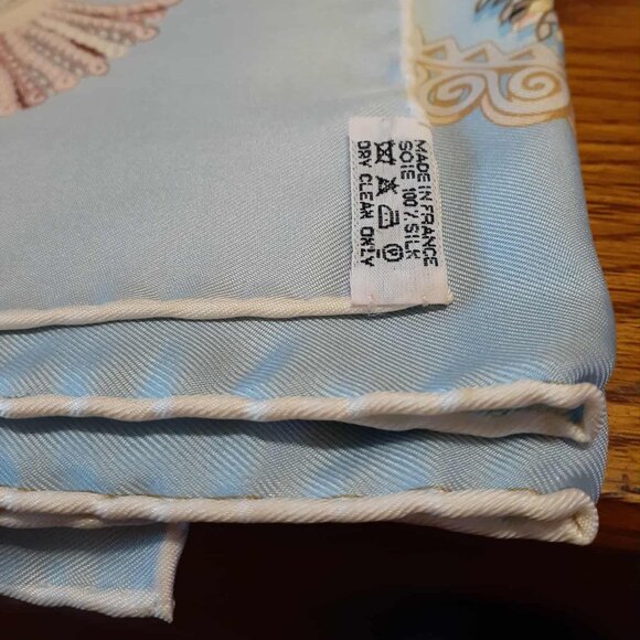 Hermès Paperoles Silk Scarf With Box 90 Carre Light Blue - Picture 5 of 5